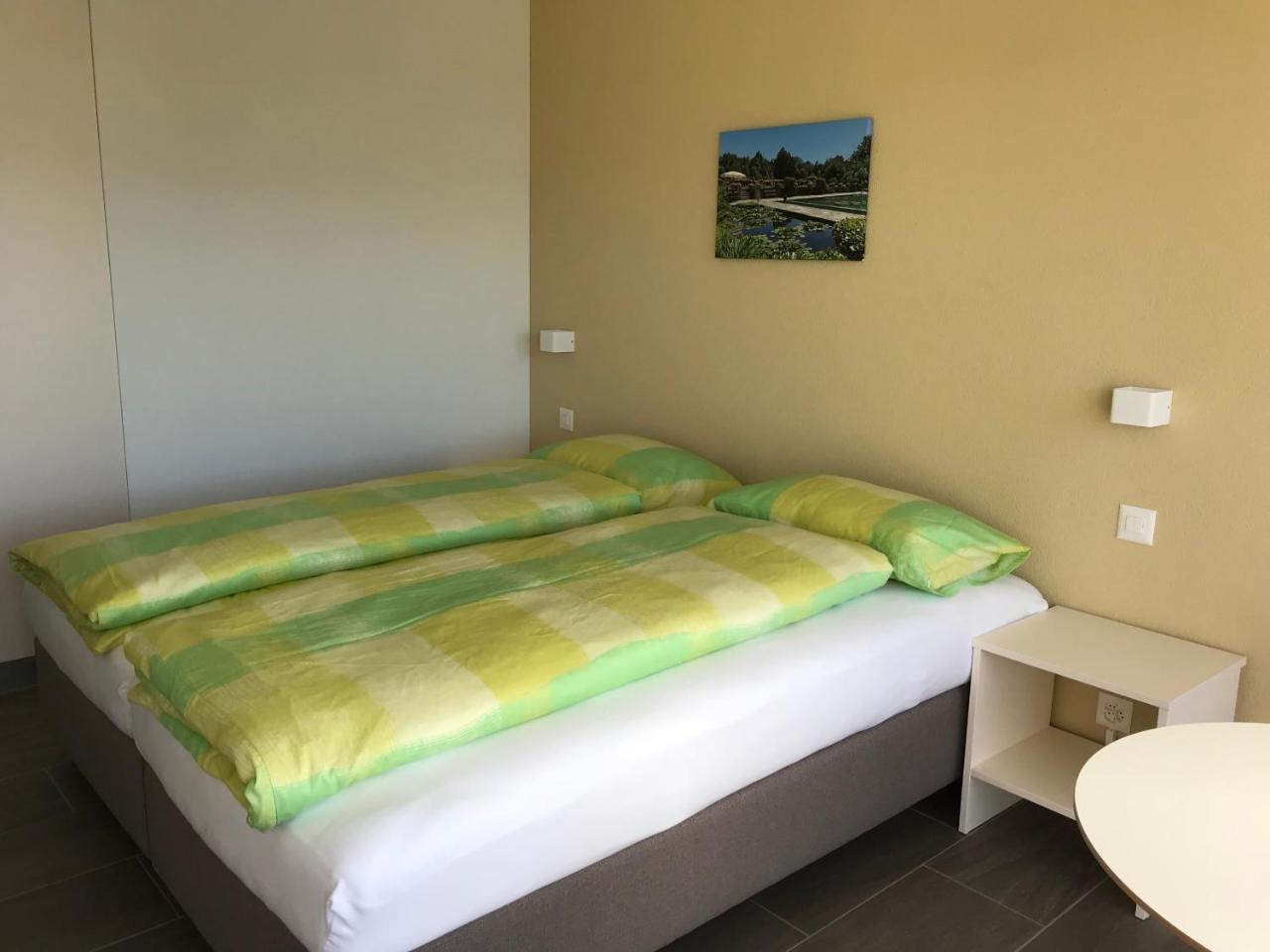 Bed & Breakfast Oasee Jona エクステリア 写真